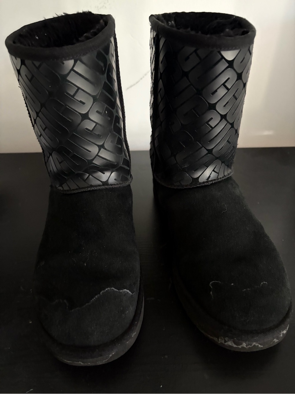 Black Ugg Logo-Embossed Short Boots